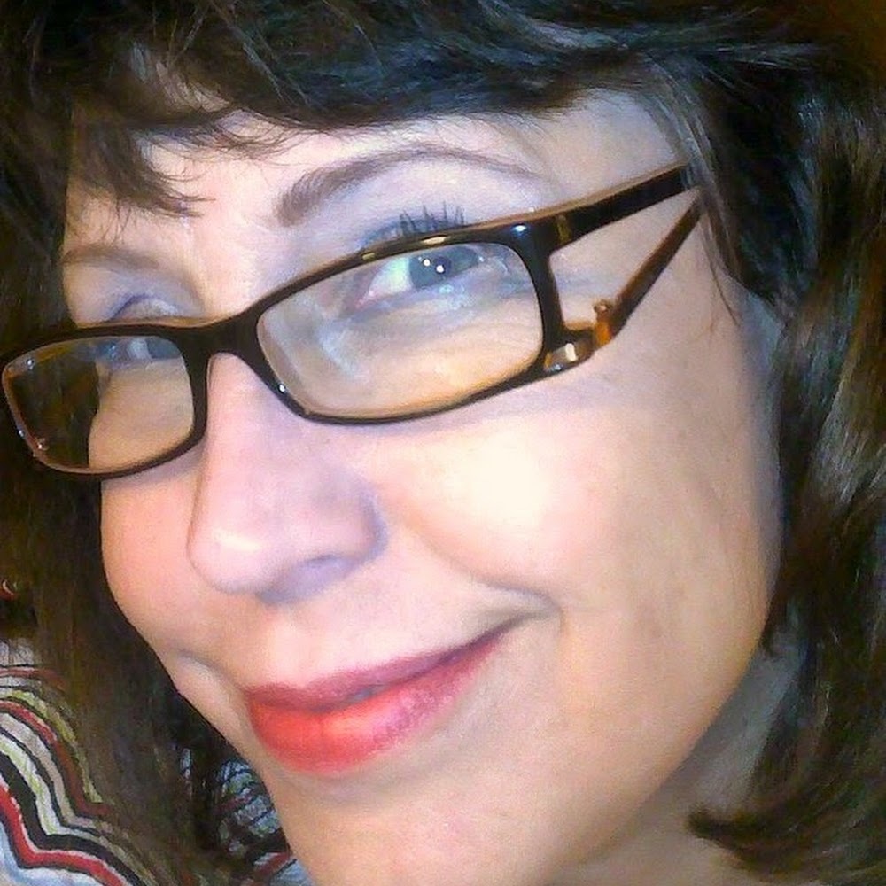 Meet your Posher, Mara